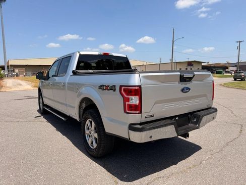 Used 2019 Ford F150 XLT w/ Equipment Group 302A Luxury AWD/4WD image 3