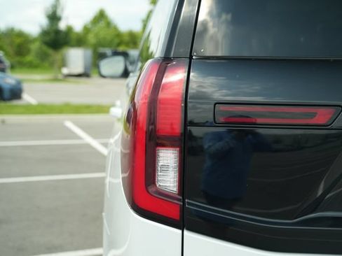 Used 2025 Ford Expedition Platinum AWD/4WD image 48