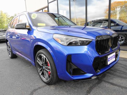 Used 2024 BMW X1 M35i w/ M Sport Professional Package image 3