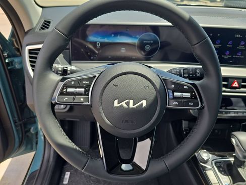 New 2026 Kia Seltos EX FWD image 28
