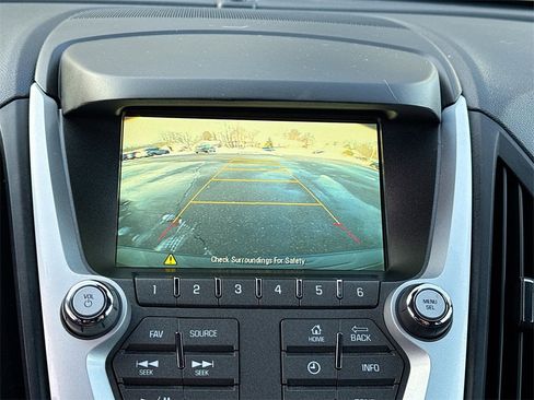 Used 2016 Chevrolet Equinox LT w/ Convenience Package image 11