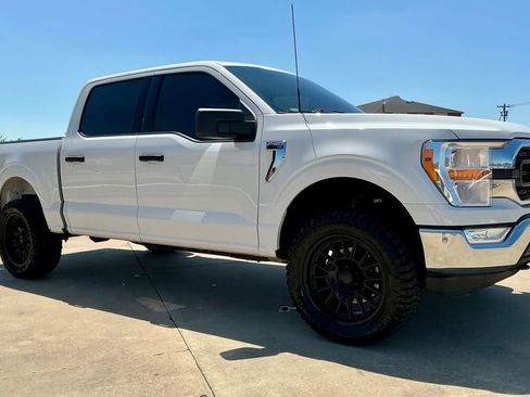 Used 2022 Ford F150 XLT w/ Equipment Group 301A Mid image 6