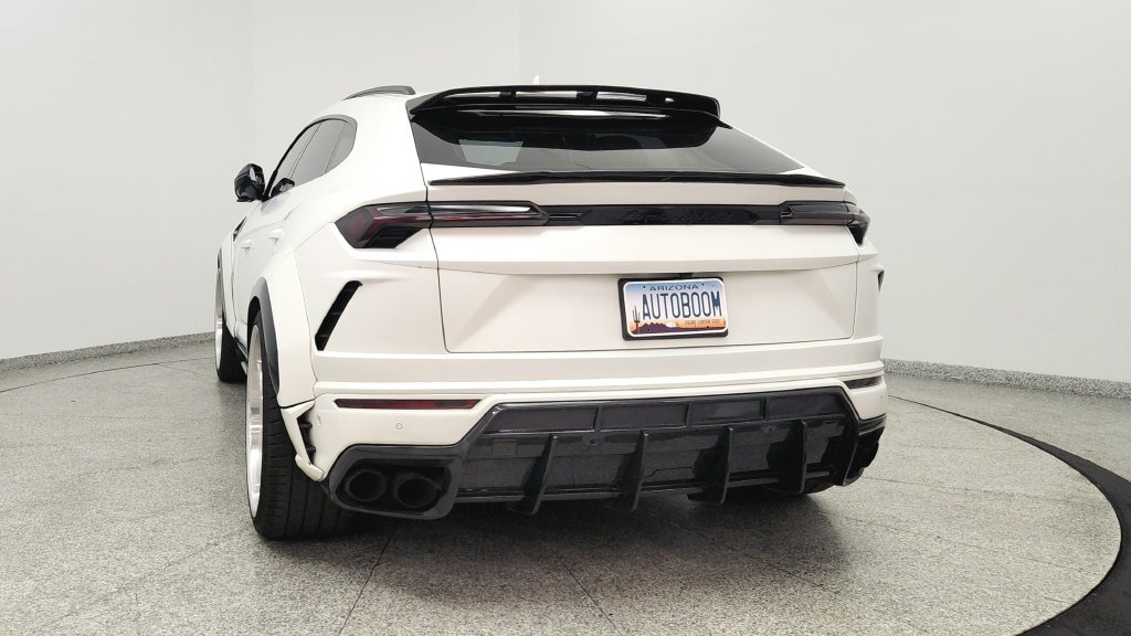 Used 2019 Lamborghini Urus AWD/4WD image 4