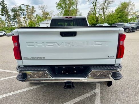 Used 2024 Chevrolet Silverado 3500 LTZ w/ LTZ Convenience Package AWD/4WD image 5