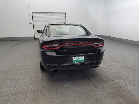 Used 2022 Dodge Charger SXT image 6