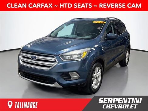 Used 2018 Ford Escape SE FWD image 1