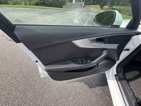 Used 2017 Audi A4 2.0T Premium w/ Convenience Package image 17