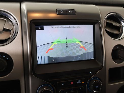 Used 2014 Ford F150 FX4 w/ Equipment Group 402A Luxury AWD/4WD image 6
