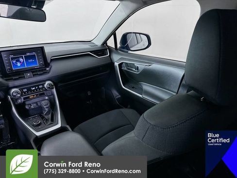 Used 2020 Toyota RAV4 LE w/ All Weather Liner Package AWD/4WD image 25