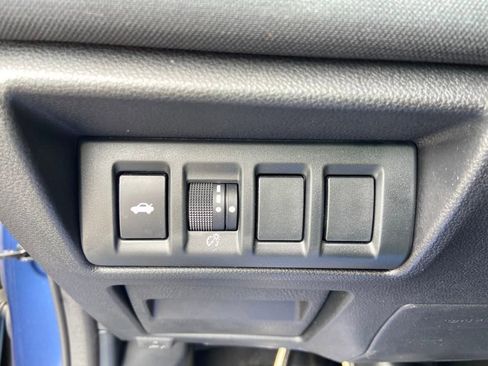 Used 2022 Subaru Legacy Premium image 29