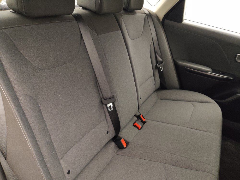 Used 2025 Kia K4 FWD image 19