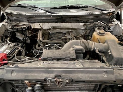 Used 2013 Ford F150 XLT w/ Luxury Equipment Group image 10