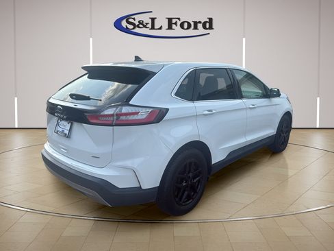 Certified 2024 Ford Edge SEL AWD/4WD image 7