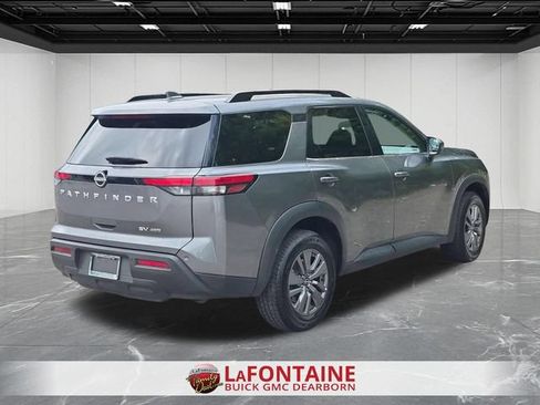 Used 2024 Nissan Pathfinder SV AWD/4WD image 5