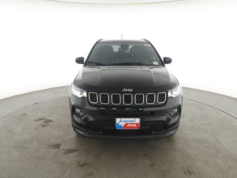 New 2026 Jeep Compass Latitude image 3