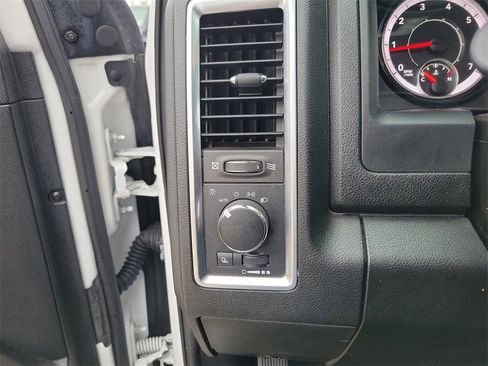 Used 2024 RAM 1500 Classic Warlock image 14