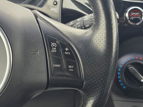 Used 2013 FIAT 500 Sport image 25