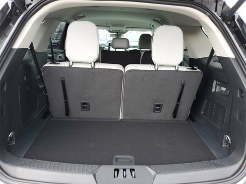 New 2026 Ford Explorer Active w/ Active Comfort Package image 35