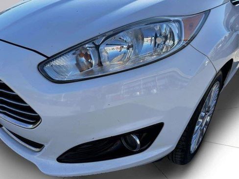 Used 2014 Ford Fiesta Titanium FWD image 11
