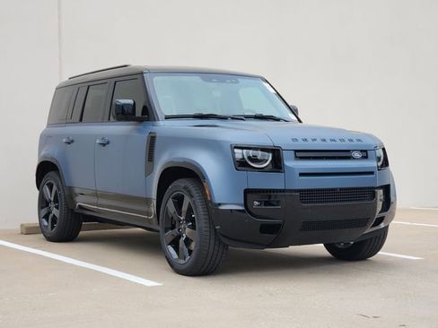 New 2026 Land Rover Defender 110 X-Dynamic SE AWD/4WD image 2