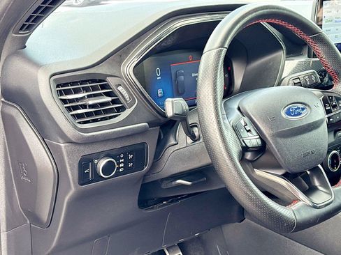 Used 2024 Ford Escape ST-Line FWD image 10
