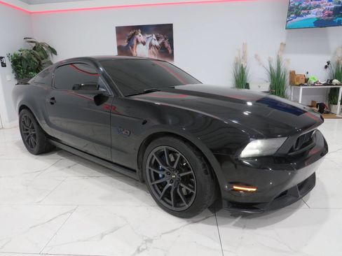Used 2011 Ford Mustang GT Premium w/ Brembo Brake Pkg image 1