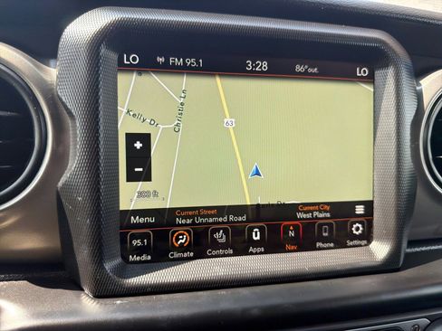Used 2023 Jeep Wrangler Unlimited Sport AWD/4WD image 31