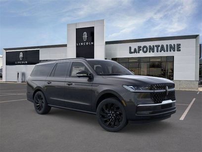 New 2025 Lincoln Navigator L Reserve w/ Jet Appearance Package