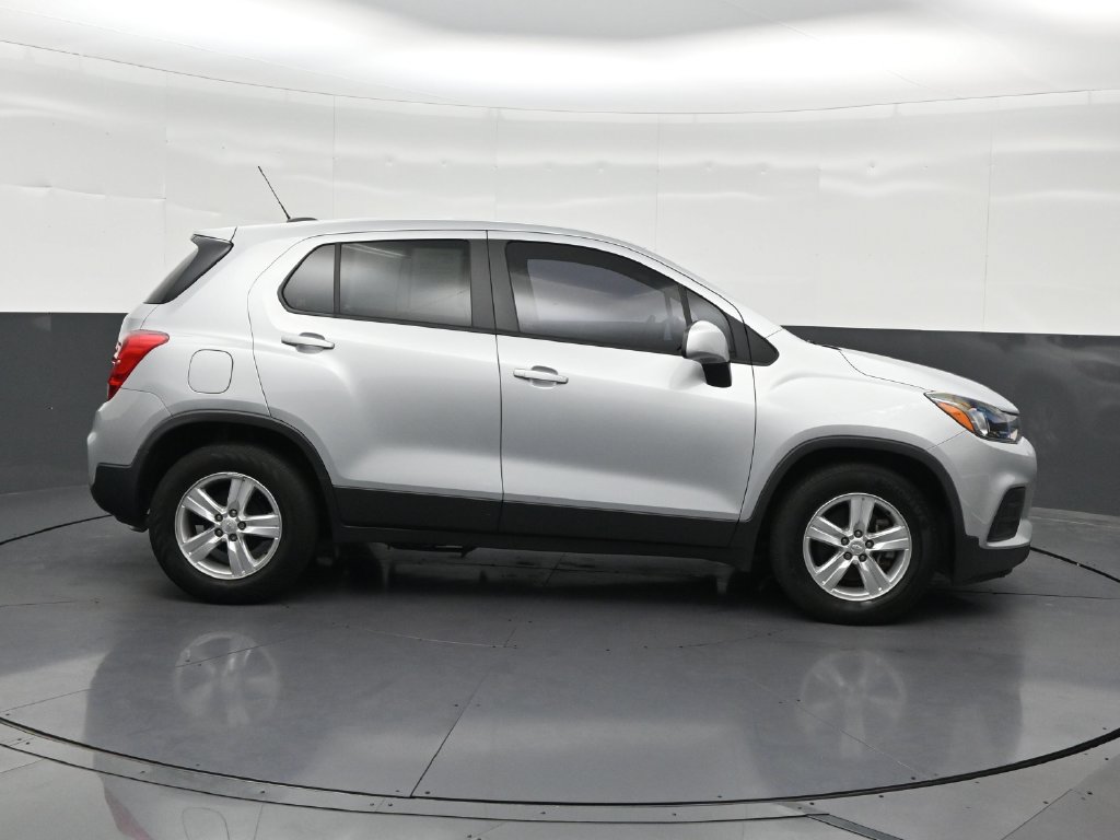 Used 2020 Chevrolet Trax LS FWD image 7