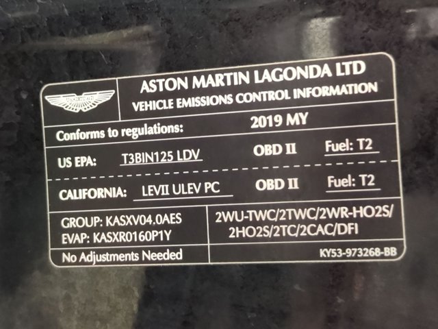 Used 2019 Aston Martin V8 Vantage Coupe RWD image 25
