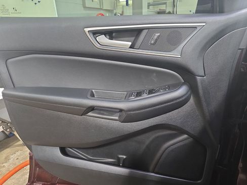 Used 2024 Ford Edge SEL w/ Convenience Package image 28