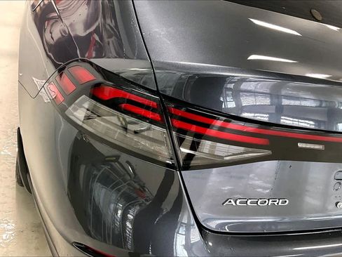 Used 2023 Honda Accord EX image 29