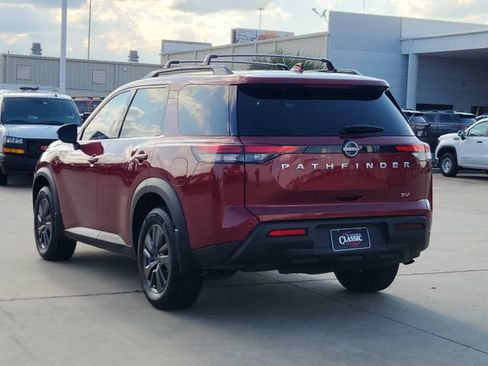 Used 2022 Nissan Pathfinder SV FWD image 5