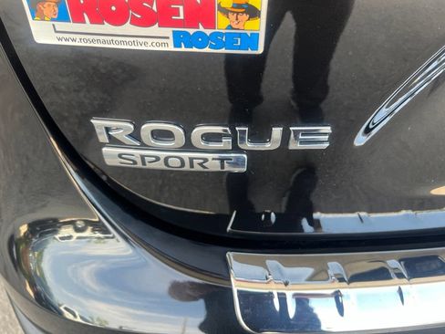 Certified 2022 Nissan Rogue Sport SL w/ Premium Package AWD/4WD image 31