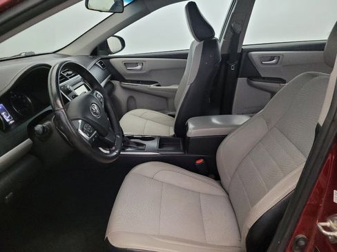 Used 2017 Toyota Camry SE FWD image 17