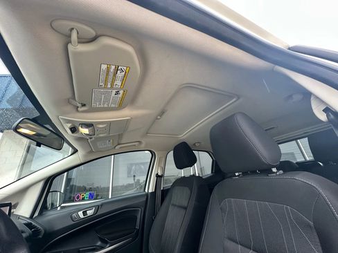 Used 2021 Ford EcoSport SE w/ SE Convenience Package image 21