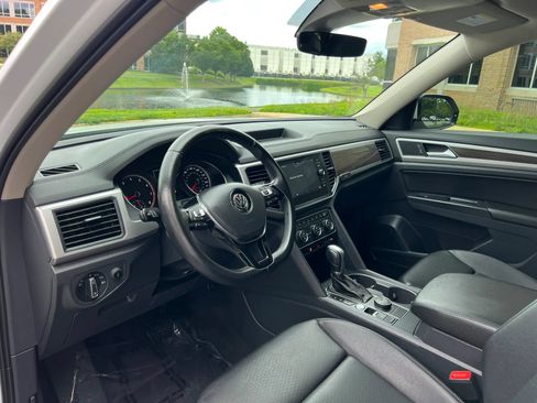 Used 2018 Volkswagen Atlas SE AWD/4WD image 15