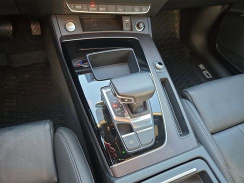 Certified 2022 Audi Q5 2.0T Premium image 22