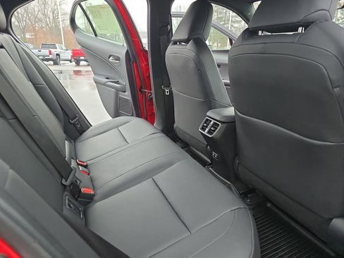 Used 2019 Lexus UX 250h image 12