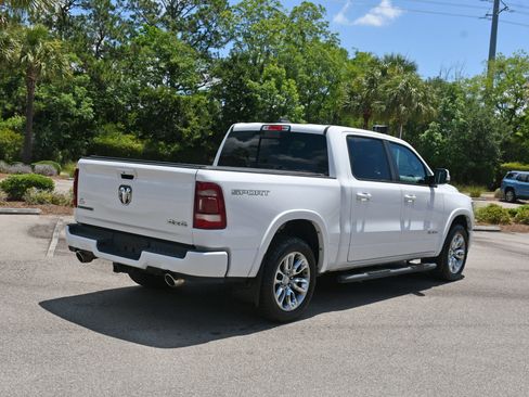 Used 2021 RAM 1500 Laramie AWD/4WD image 3