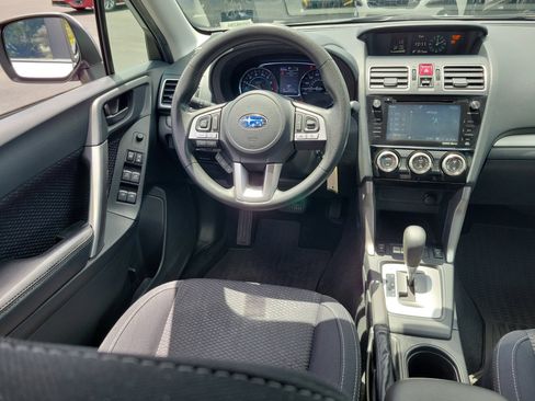 Used 2018 Subaru Forester 2.5i Premium AWD/4WD image 15