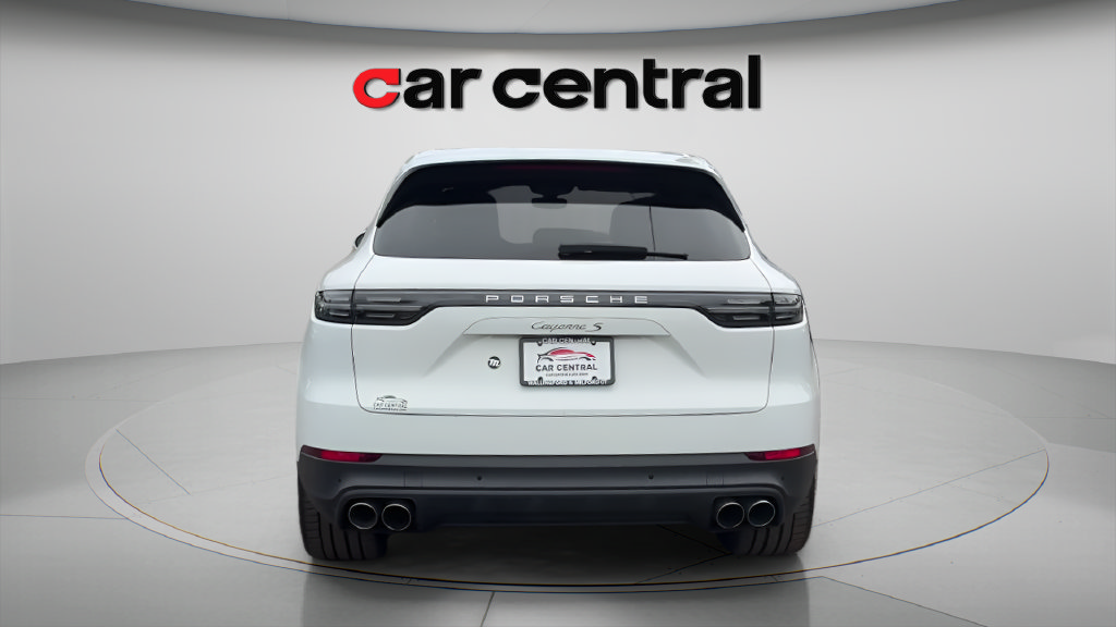 Used 2019 Porsche Cayenne S AWD/4WD image 4