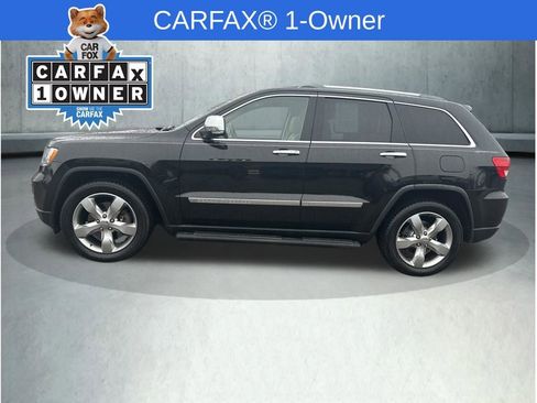 Used 2011 Jeep Grand Cherokee Limited w/ Trailer Tow Group IV image 2
