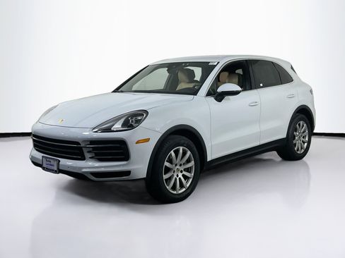 Used 2022 Porsche Cayenne AWD/4WD image 1