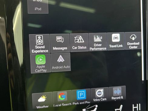 Used 2019 Volvo XC60 T5 Momentum w/ Multimedia Package image 46