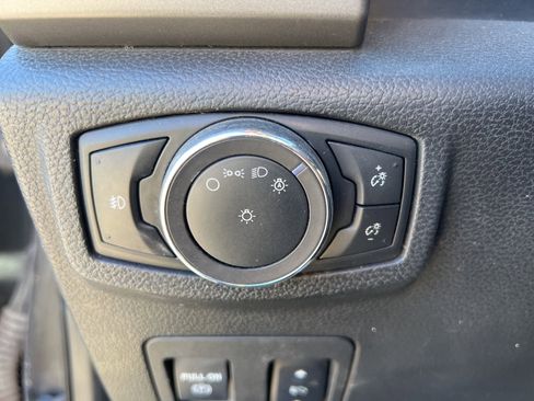 Used 2018 Ford Expedition Max XLT w/ Equipment Group 201A image 23