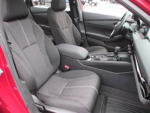 Used 2025 Honda Accord Sport image 17