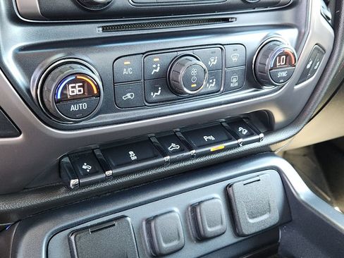 Used 2017 GMC Sierra 1500 SLT AWD/4WD image 9