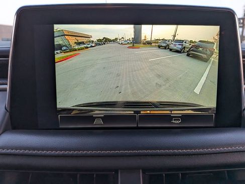 Used 2022 GMC Yukon AT4 AWD/4WD image 20