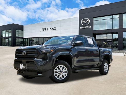 Used 2025 Toyota Tacoma SR RWD image 1
